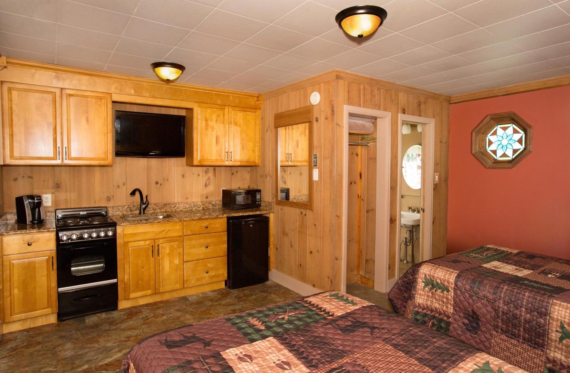 Shore Meadows Lodge Llc Озеро Джордж Номер фото
